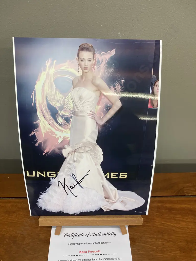 Kalia Prescott "Hunger Games" Signed Picture With Authentication. 30 x 21cm Image 1++